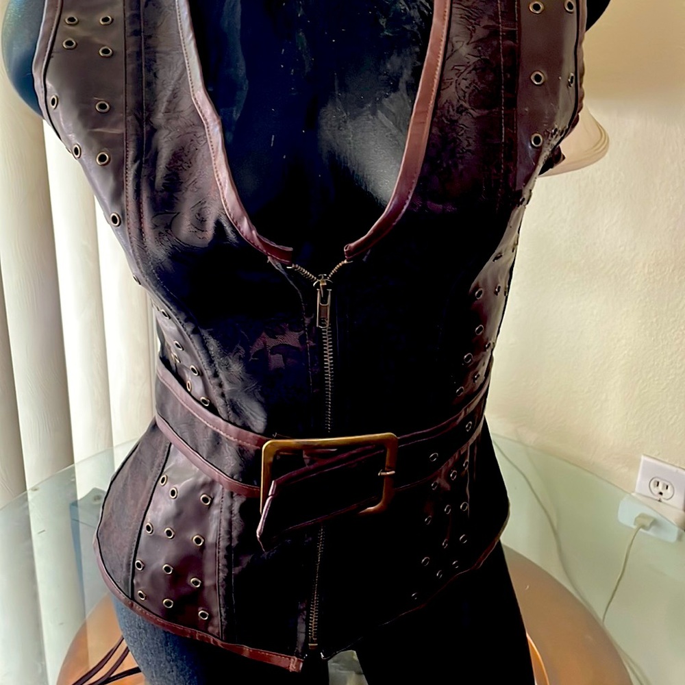 Brown sexy corset set!